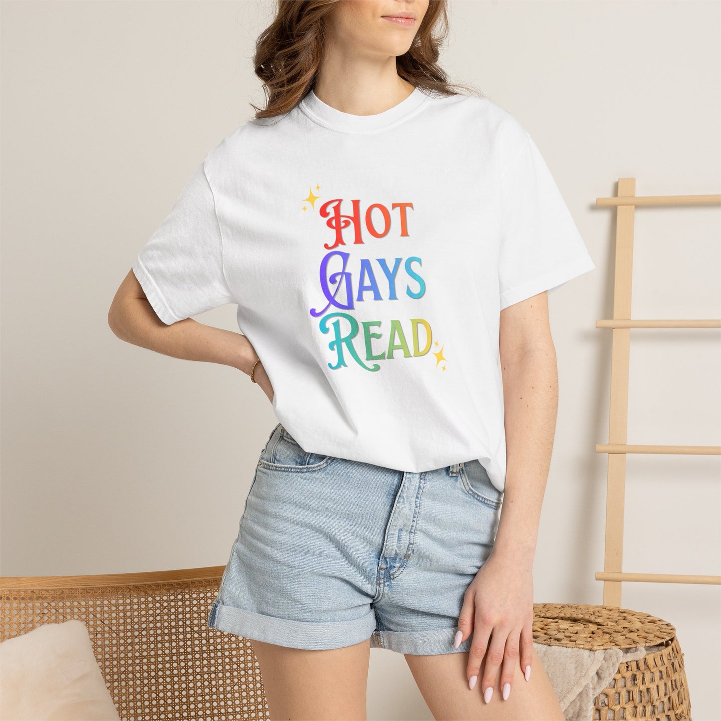 Hot Gays Read Tee