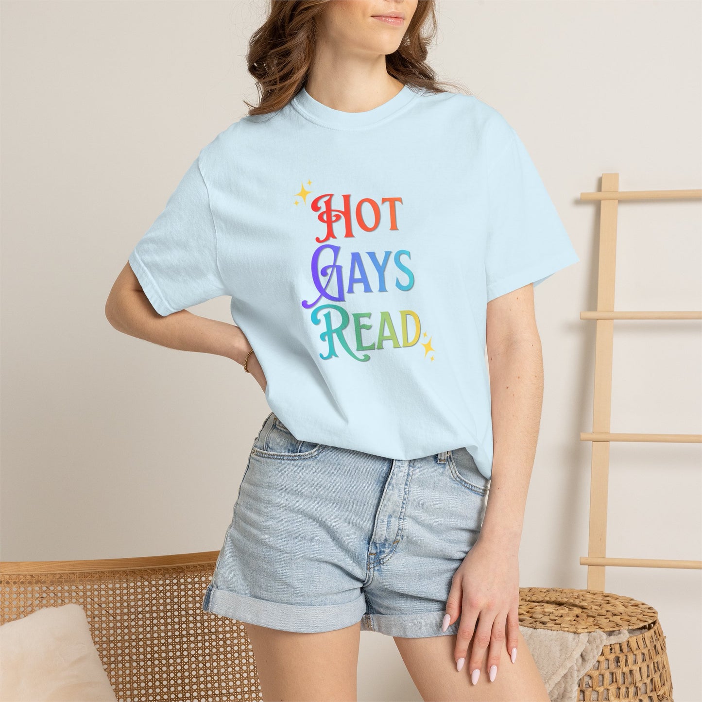 Hot Gays Read Tee