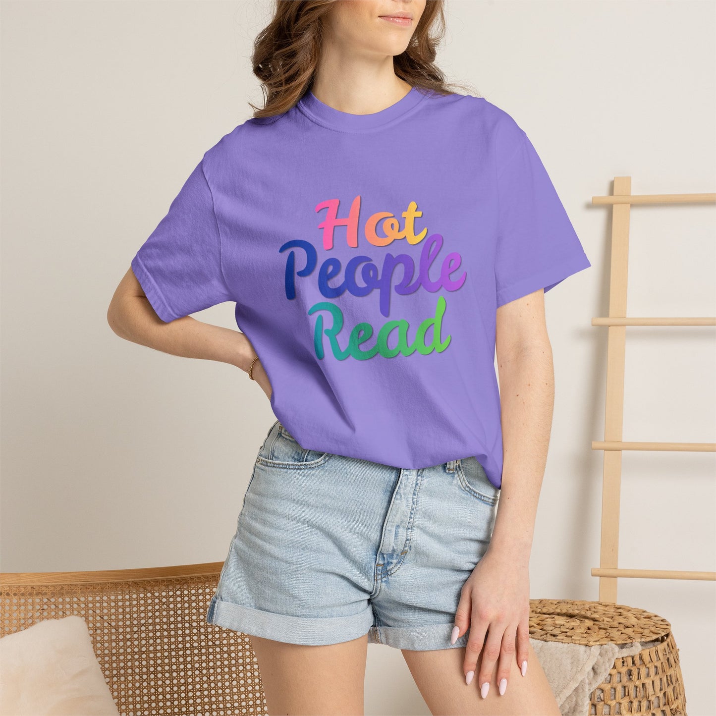 Hot People Read Tee